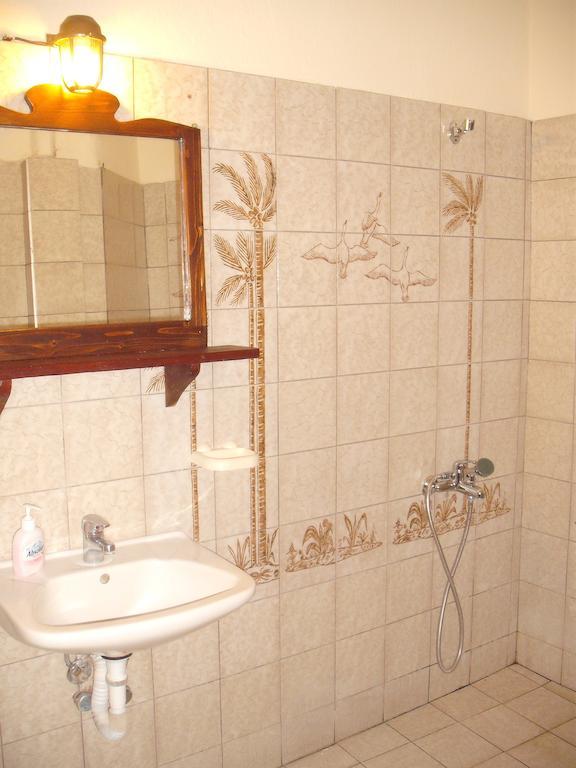 Xenios Loutra Village Karnagio الغرفة الصورة