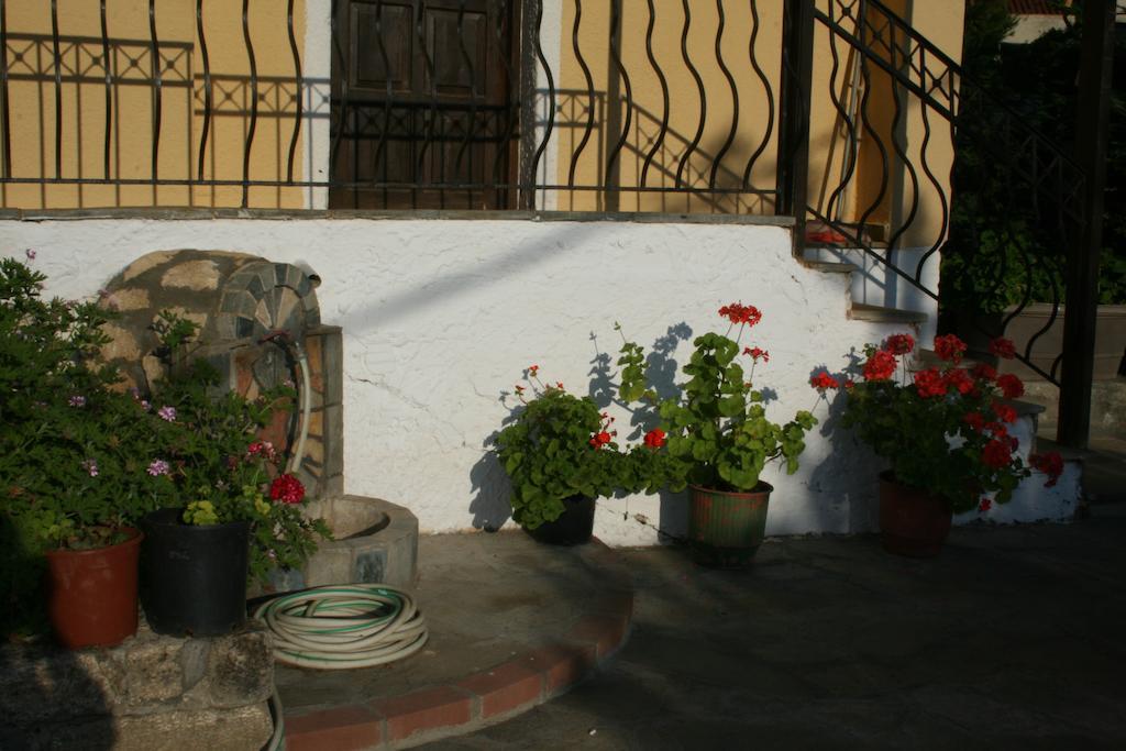 Xenios Loutra Village Karnagio المظهر الخارجي الصورة