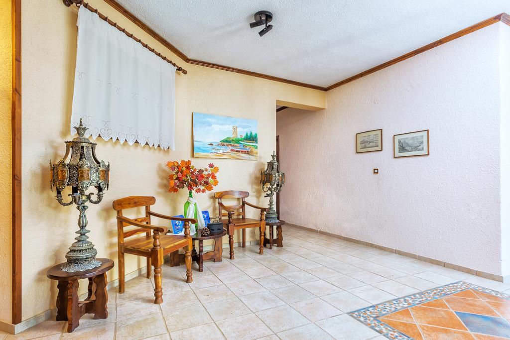 Xenios Loutra Village Karnagio المظهر الخارجي الصورة